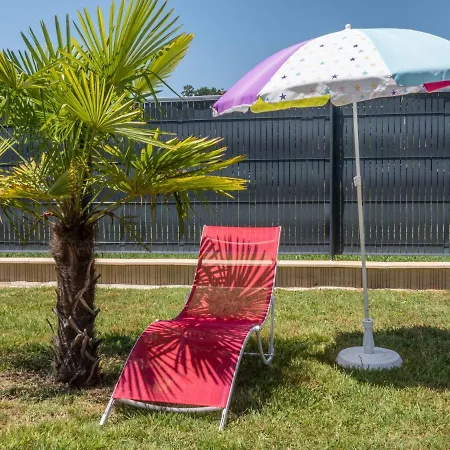 Calabrisella * Lescure-d'Albigeois