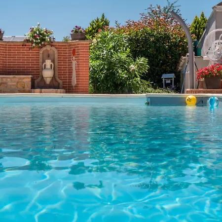 Calabrisella * Lescure-d'Albigeois